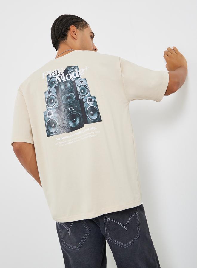 Styli Men Beige Graphic Print Oversized T-Shirt - Image 4